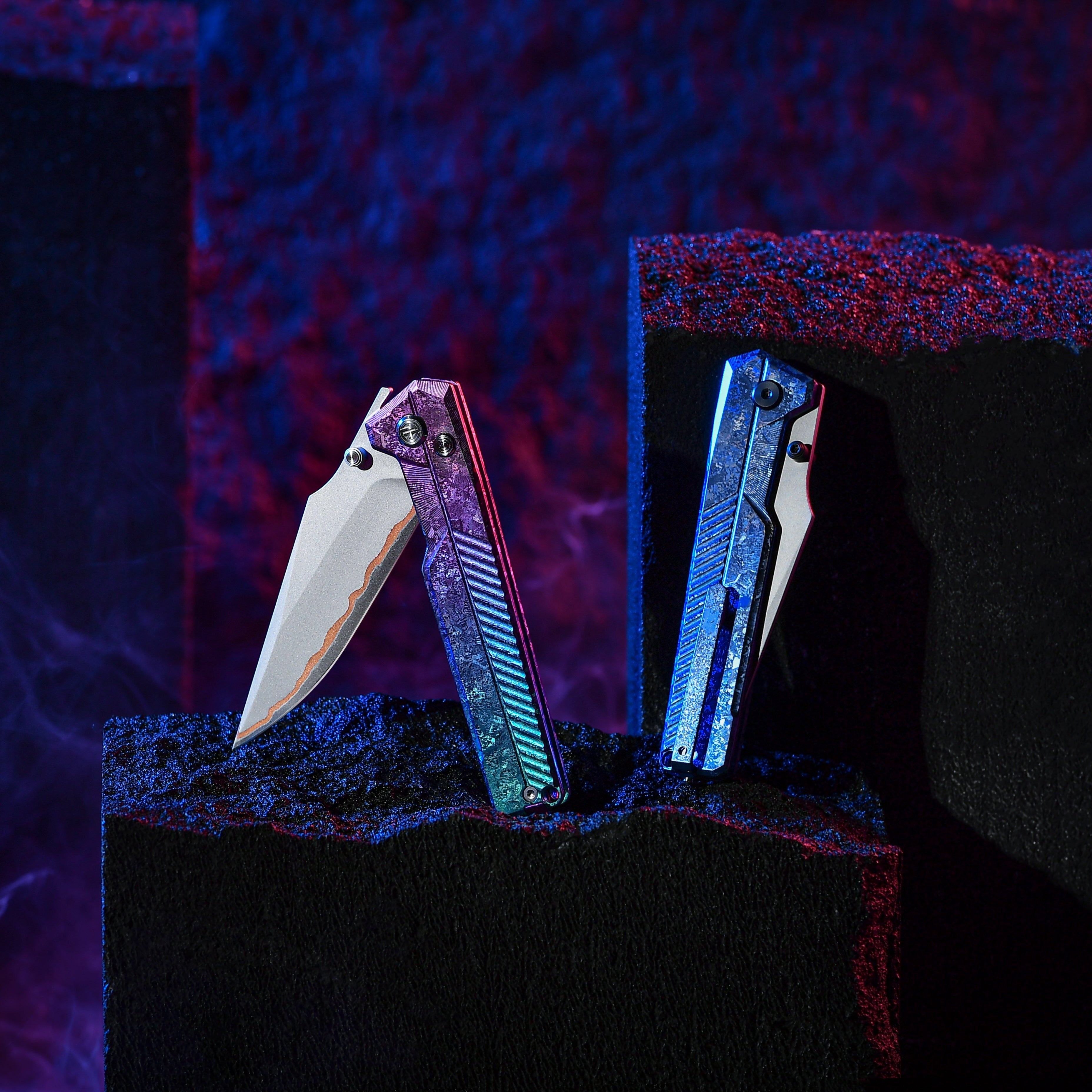 Tacray TIRAN II Titanium Folding Knife Ice Crystal titanium blue and purple