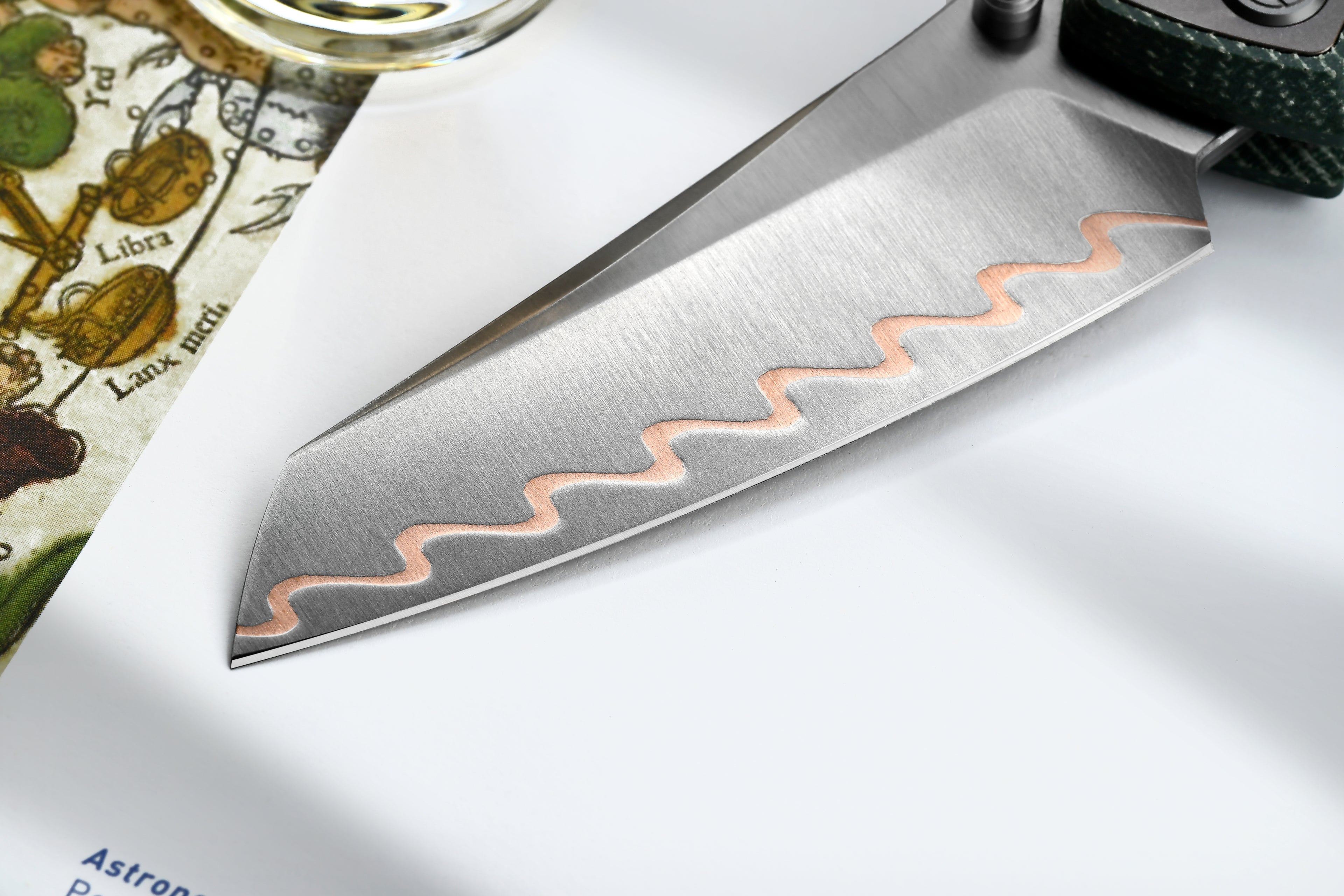 Tacray Talos G10 black blade detail