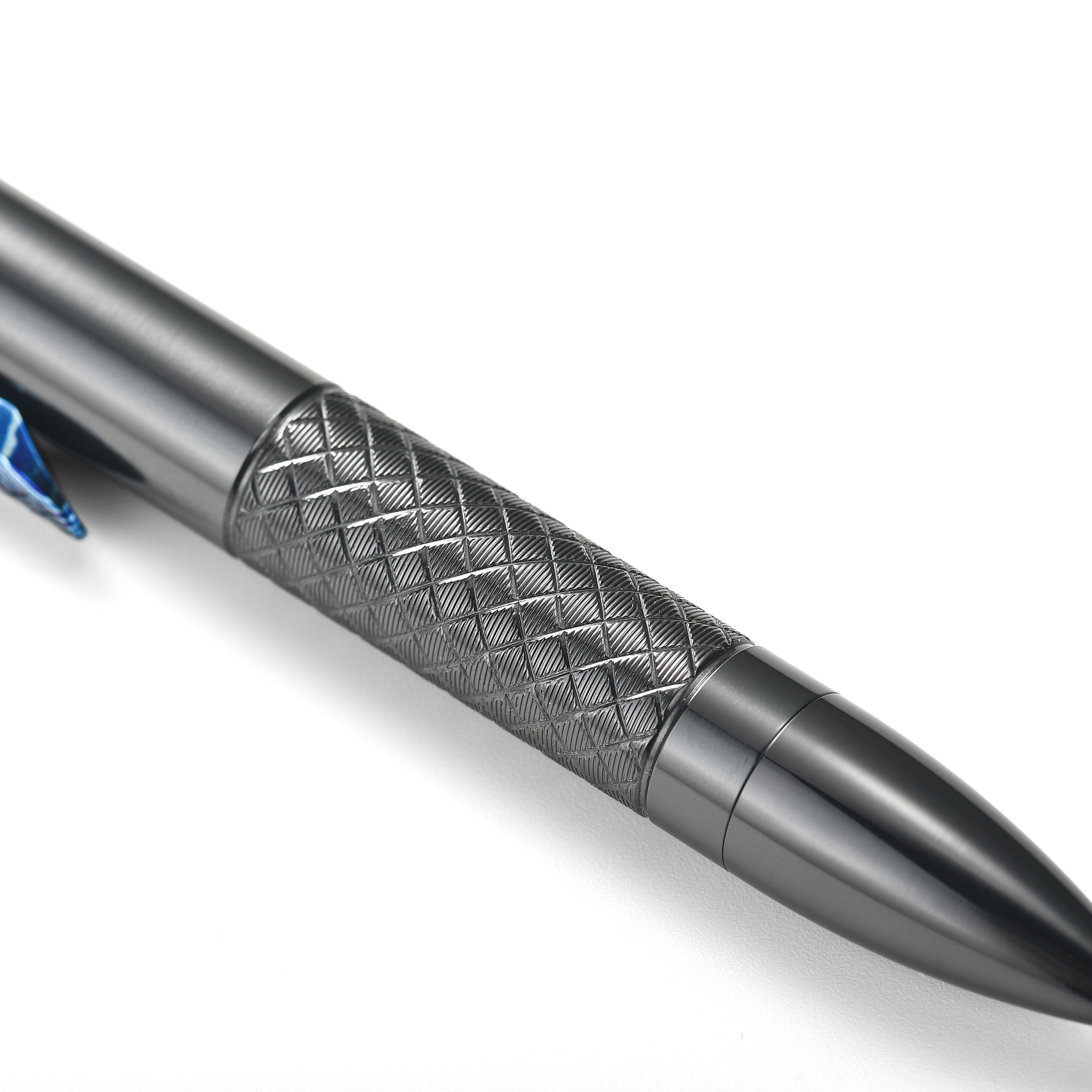 Tacray Zirconium Alloy EDC Pen with Damascus Titanium Clip checkered detail