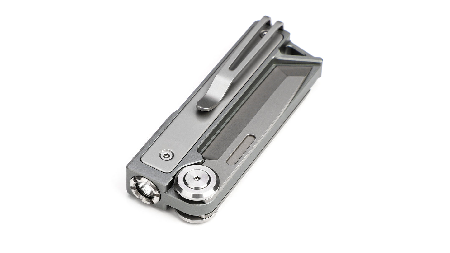 【PRE-ORDER】Tacray MT1 EDC Multitool with Flashlight and Knife 【Ship in Q1 2026】