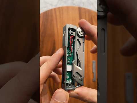 Tacray MT1 EDC Multitool with Flashlight & Knife